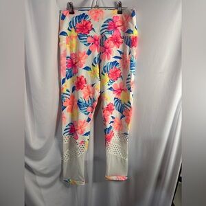 NWT Pink Floral Victoria Secret Ultimate High Waist 7/8 Ankle Legging Size Large